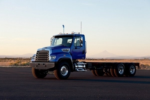 Product picture Freightliner 108sd & 114sd Trucks Workshop Service Repair Manual