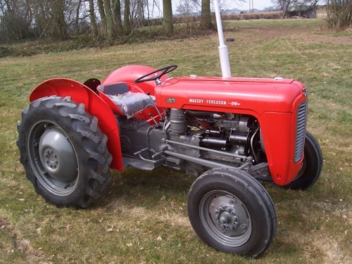 Product picture Massey Ferguson MF35 Tractor Workshop Service Repair Manual 